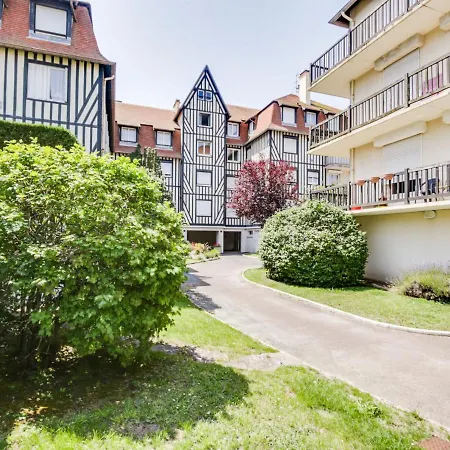 Les Prairies By Interhome ドーヴィル